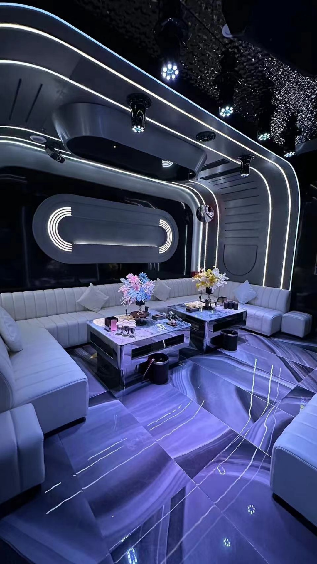 豪华包厢内部环境